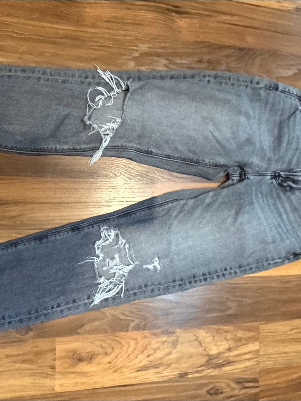 American Eagle Outfitters Mom Jeans- Distressed Gray